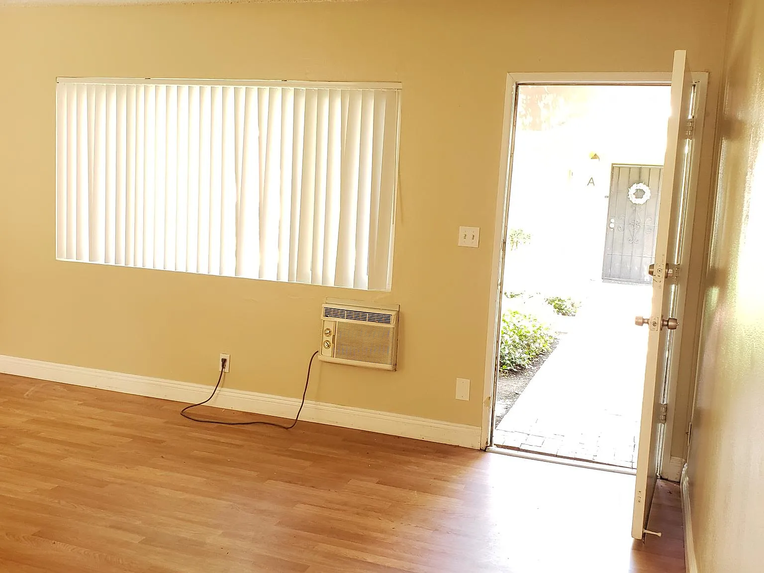 2 bed, $2,500 — Photo 4