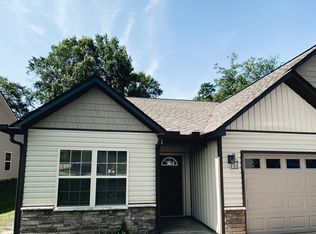 233 Mary High Dr, Wellford, SC 29385