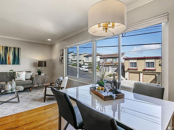 3rd image of 113 Alta Vista Way