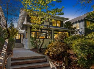 5255 17th Ave NE, Seattle, WA 98105