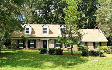 1st image of 364 NW Fairway Dr