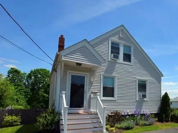 46 Irving St, North Providence, RI 02904