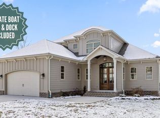 1766 River Breeze Dr, Soddy Daisy, TN 37379