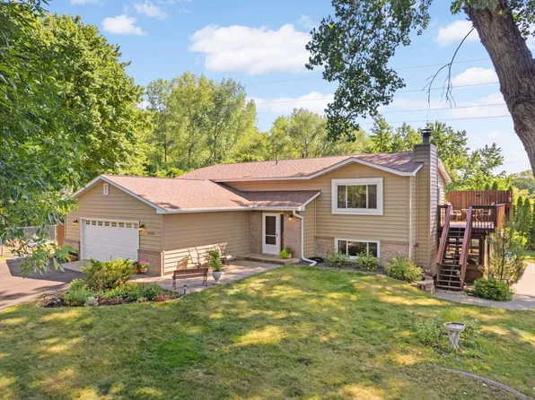 15609 Bryant Ave S, Burnsville, MN 55306