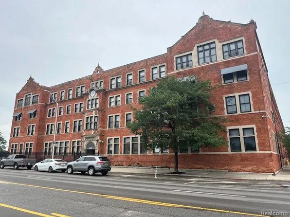 6533 E Jefferson Ave #216-63, Detroit, MI 48207