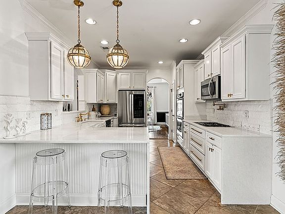 Upgraded Marble Kitchen-