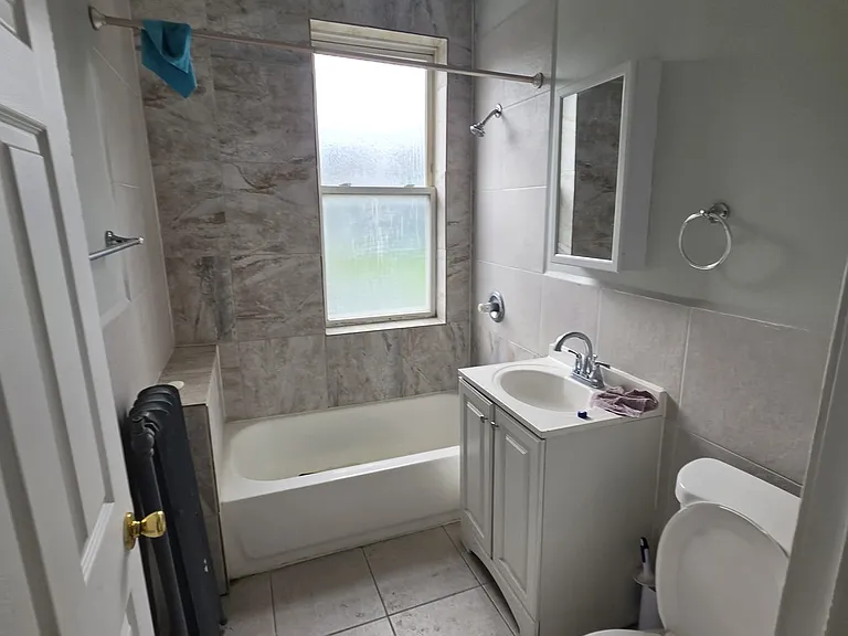 6-8 Glenwood Ave #21 — Photo 4