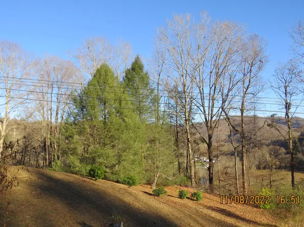259 Lay Hl, Wallins Creek, KY 40873