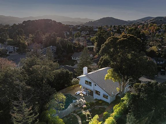3rd image of 20 Partridge Drive