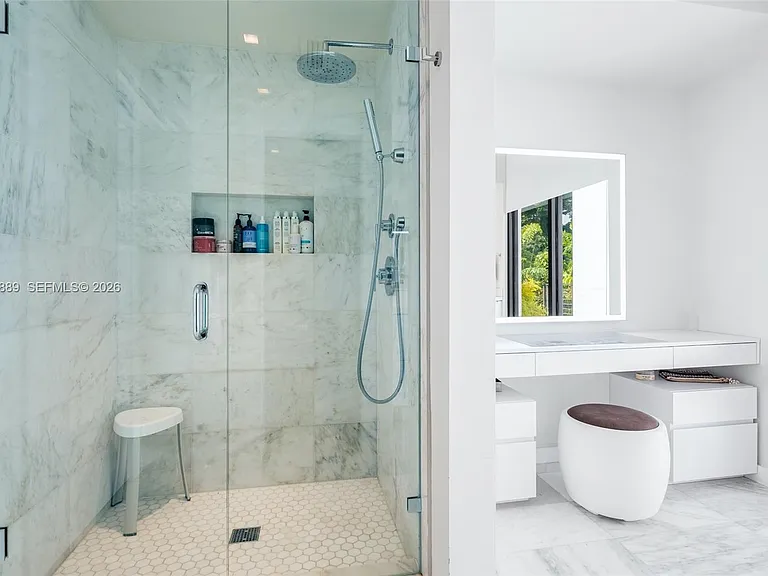 8641 Arboretum Ln — Photo 21