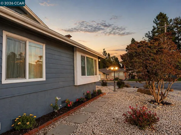 3005 De Anza Dr, Richmond, CA 94803