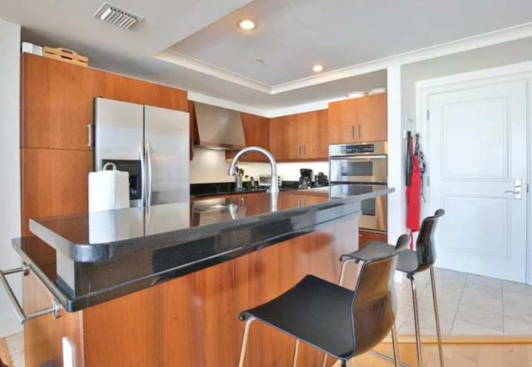 1350 Main St #1000 — Photo 9