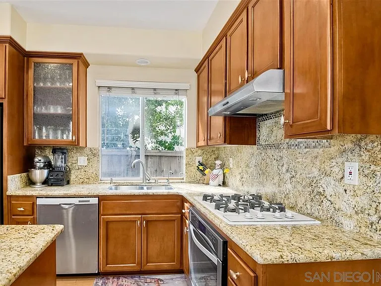 11558 Village Ridge Rd — Photo 16