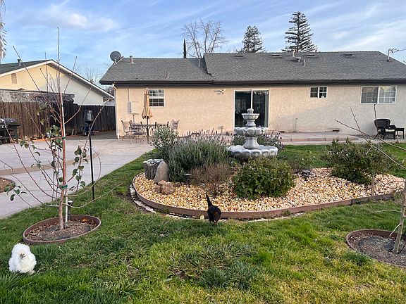 2nd image of 6131 Quincewood Cir