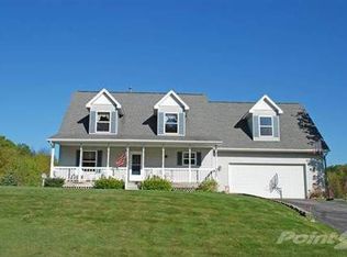 8252 Forest Dr, Traverse City, MI 49684