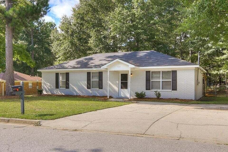 1st image of 939 N Willowick Drive