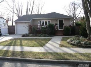 1870 Cornelius Ave, Wantagh, NY 11793
