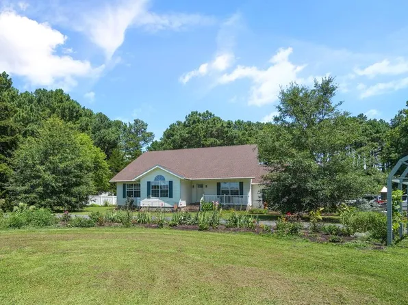 28415 Mitchell Dr, Parksley, VA 23421
