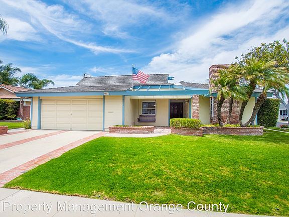 4th image of 9411 Molokai Dr