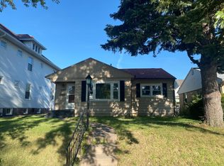 1442 9th St, Moline, IL 61265