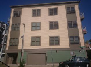 88 B St UNIT 201, South Boston, MA 02127