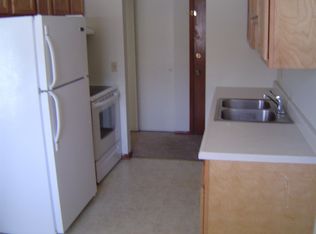 7190 Silver Lake Rd APT 103, Mounds View, MN 55112