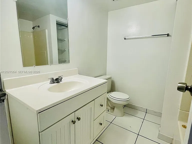 13499 Biscayne Blvd #1613 — Photo 8