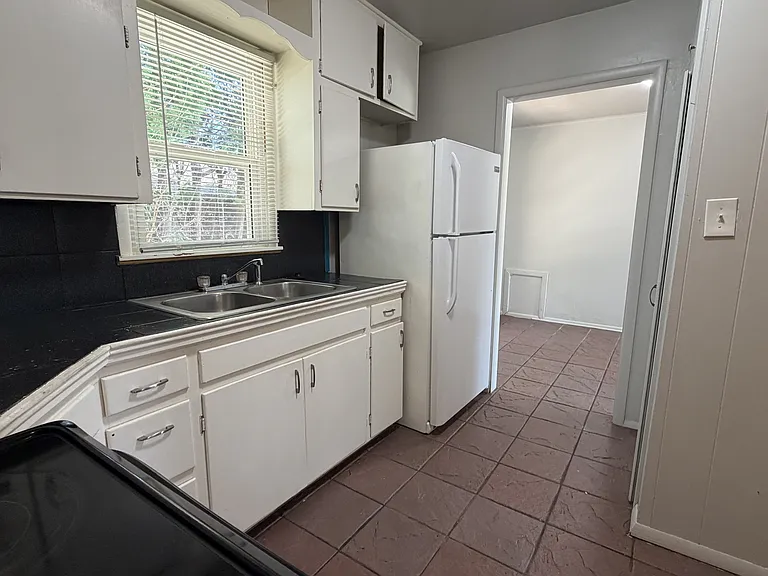 3929 NW 32nd St — Photo 20
