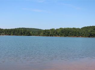 332 Oconee Ave, Westminster, SC 29693