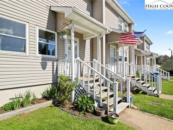 196 Creekside Lane #3D, Boone, NC 28607