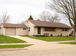 1705 Duncan Ave, Rockford, IL 61108