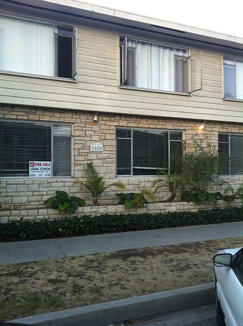 1st image of 1020 E 2nd St Unit 5