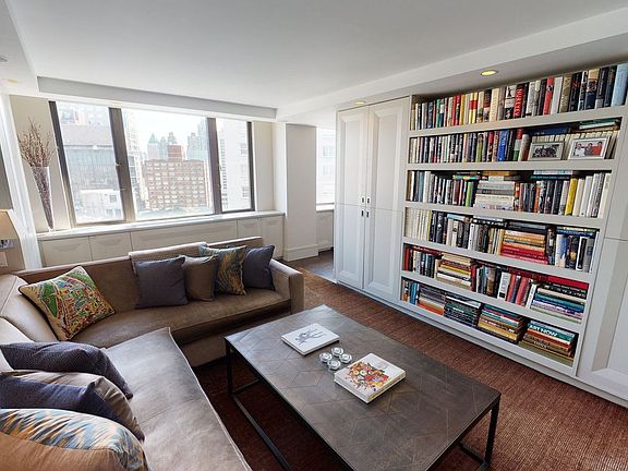 2nd image of 2021 Broadway #24K
