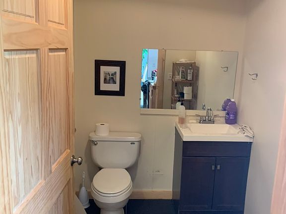 3rd image of 8 Lindsey St #B