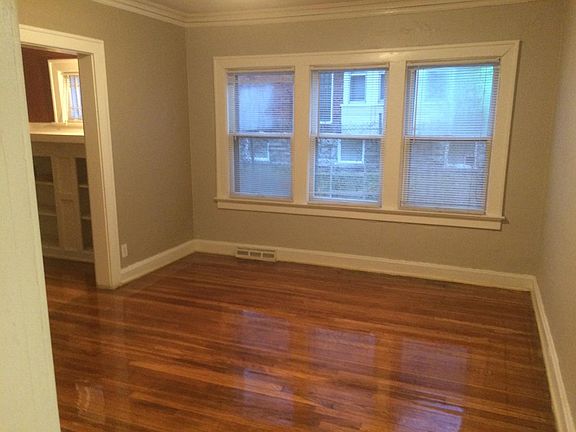 Dining Rm.