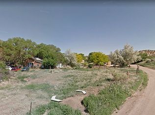 27 Cerro Cir, Lamy, NM 87540