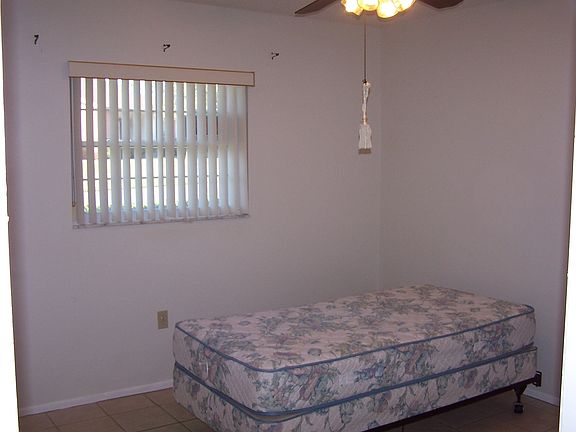 5th image of 12414 Dearborn Dr