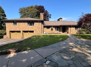 314 Redcut Lodge Rd, Latrobe, PA 15650