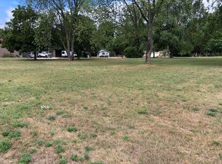 Orchard Ave, Clare, MI