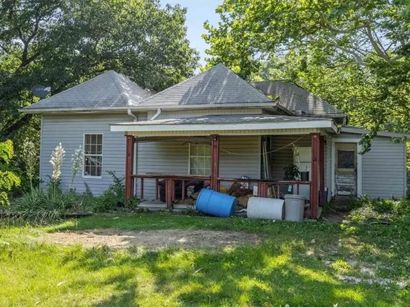16000 E Lexington Ct, Independence, MO 64050