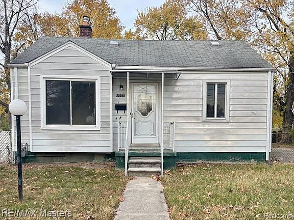 2nd image of 25960 Yale St