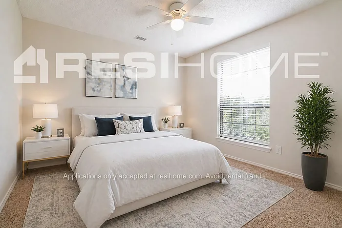 209 Madre Cir — Photo 9