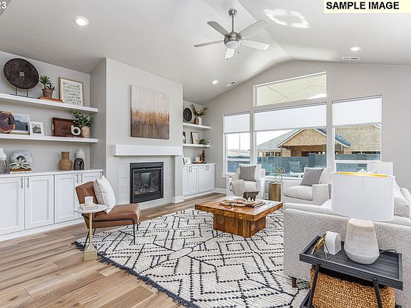 3rd image of 4368 SE 61st Ave