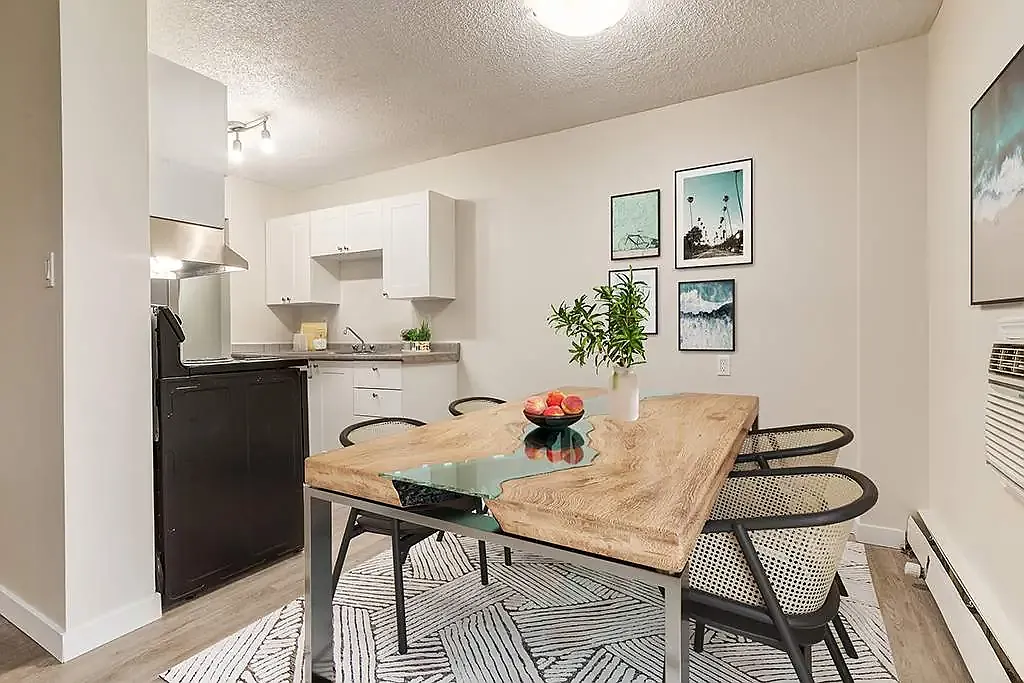 Southridge Apartments — Photo 3