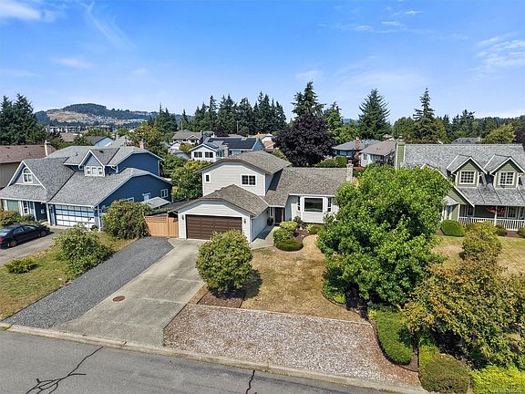 4th image of 3137 Antrobus Cres