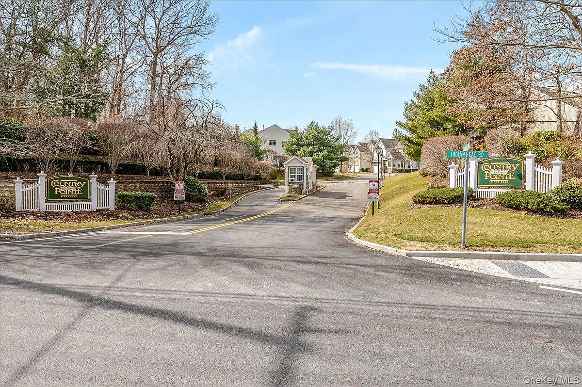 3 bed, 2.5 bath, 1800 sqft, $4,850 — Photo 3
