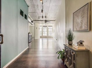 1122 Jackson St APT 204, Dallas, TX 75202