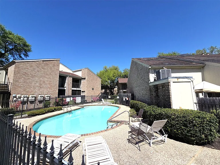 8100 Cambridge St #9 — Photo 16
