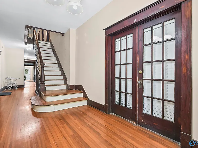 207 Lincoln St SE #E — Photo 5