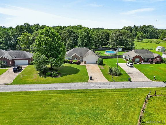 4th image of 221 County Road 164